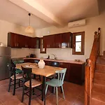 Casa Di Mani Kotroni Vacation 2 Bedroom Maisonette With Shared Pool * Kotronion (West Mani)