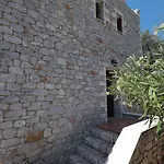 Casa Di Mani Kotroni Vacation 2 Bedroom Maisonette With Shared Pool Kotronion (West Mani)