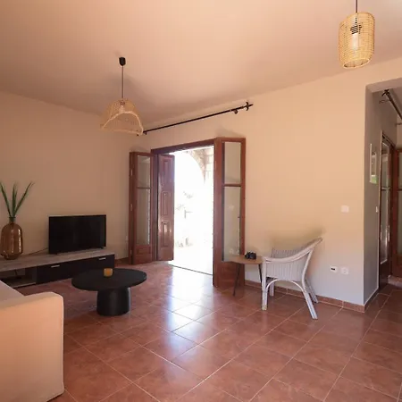 Casa Di Mani Kotroni Vacation 2 Bedroom Maisonette With Shared Pool