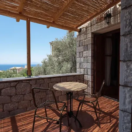 Casa Di Mani Kotroni Vacation 2 Bedroom Maisonette With Shared Pool בית נופש