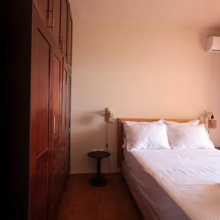 Casa Di Mani Kotroni Vacation 2 Bedroom Maisonette With Shared Pool בית נופש