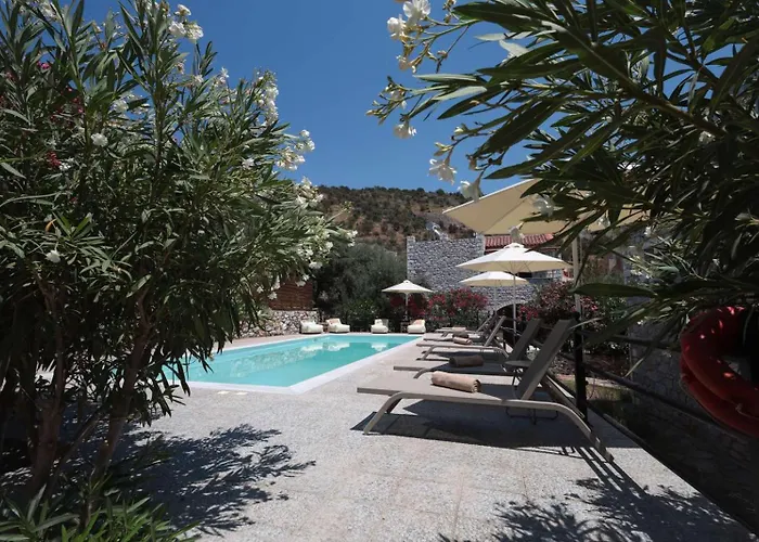 Casa Di Mani Kotroni Vacation 2 Bedroom Maisonette With Shared Pool Kotronion (West Mani)