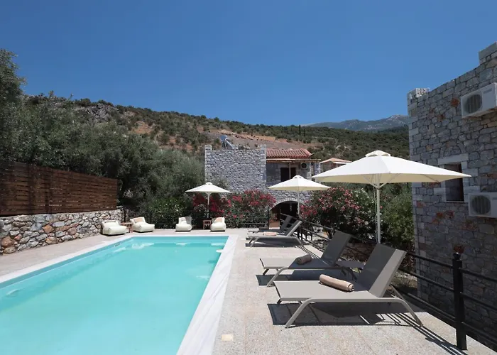 Vakantiehuis Casa Di Mani Kotroni Vacation 2 Bedroom Maisonette With Shared Pool